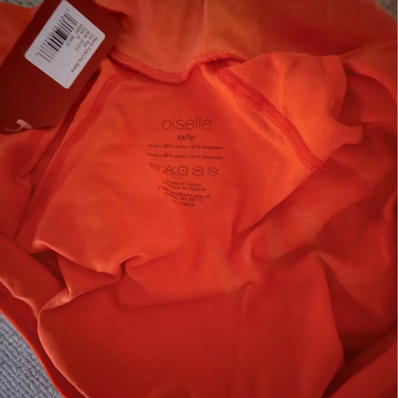 Oiselle Flyte Zip Up Long Sleeve Running Training Top
Size XS (0, 2) in Snap - Picture 6 of 8